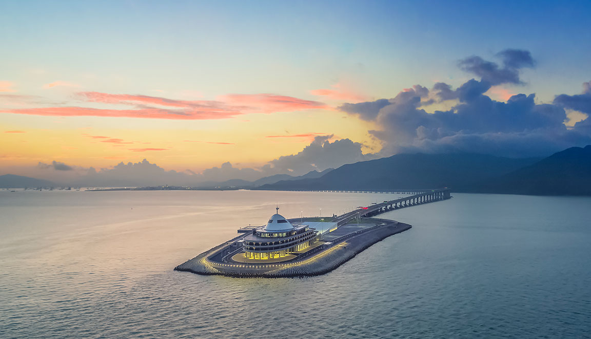 港珠澳大桥主体工程岛隧工程