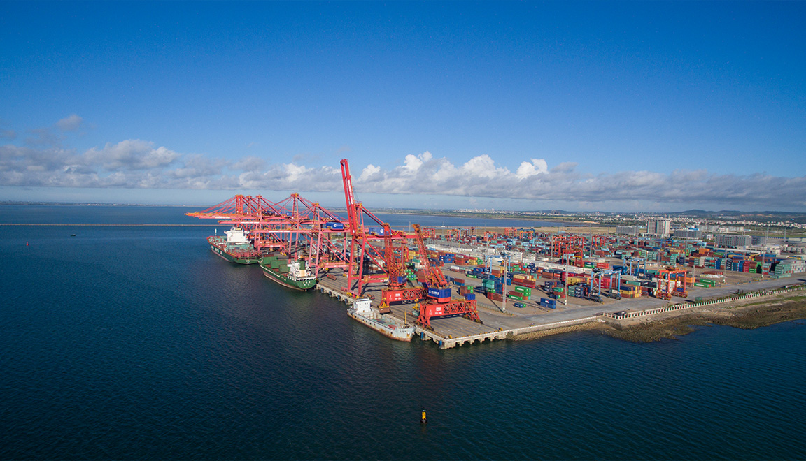 湛江港宝满港区集装箱码头一期工程