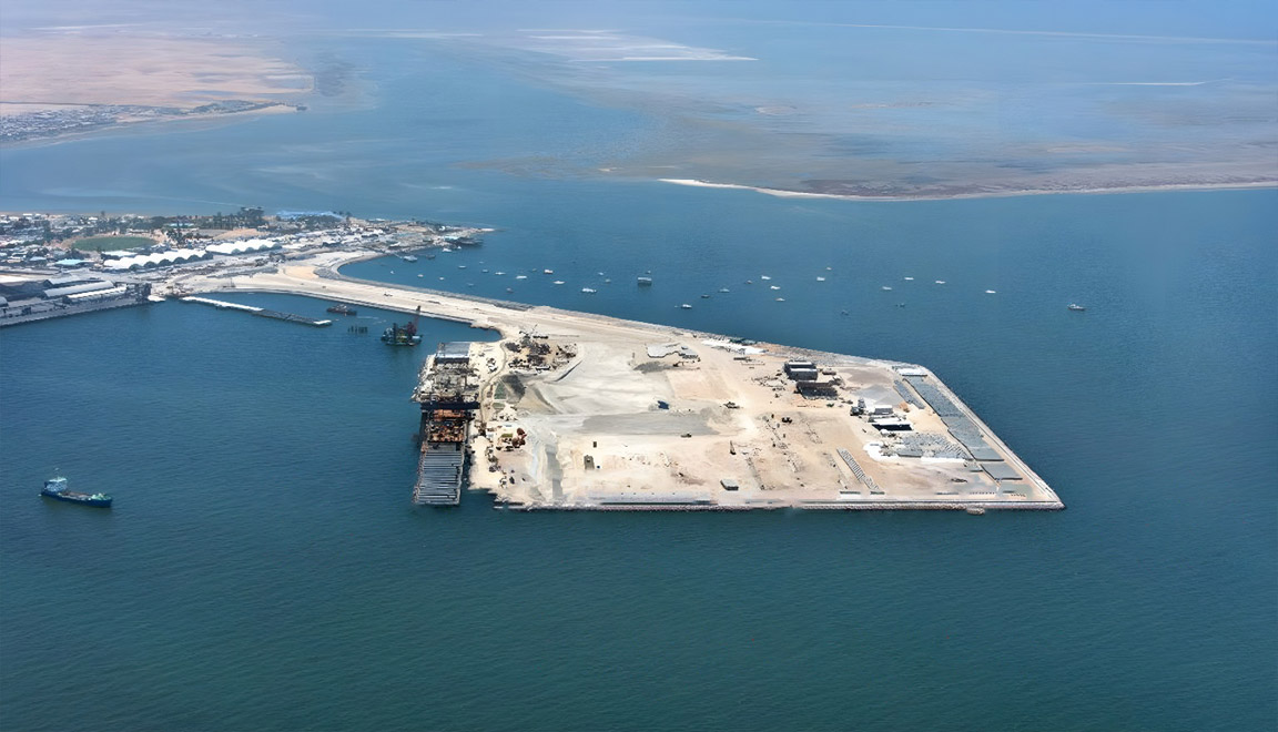 纳米比亚鲸湾新集装箱码头工程